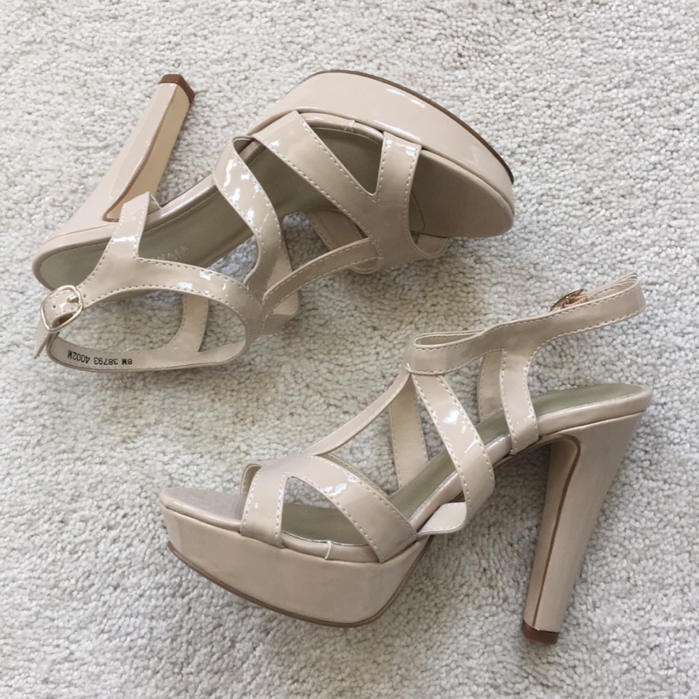 Touch Ups Queenie Platform Sandal